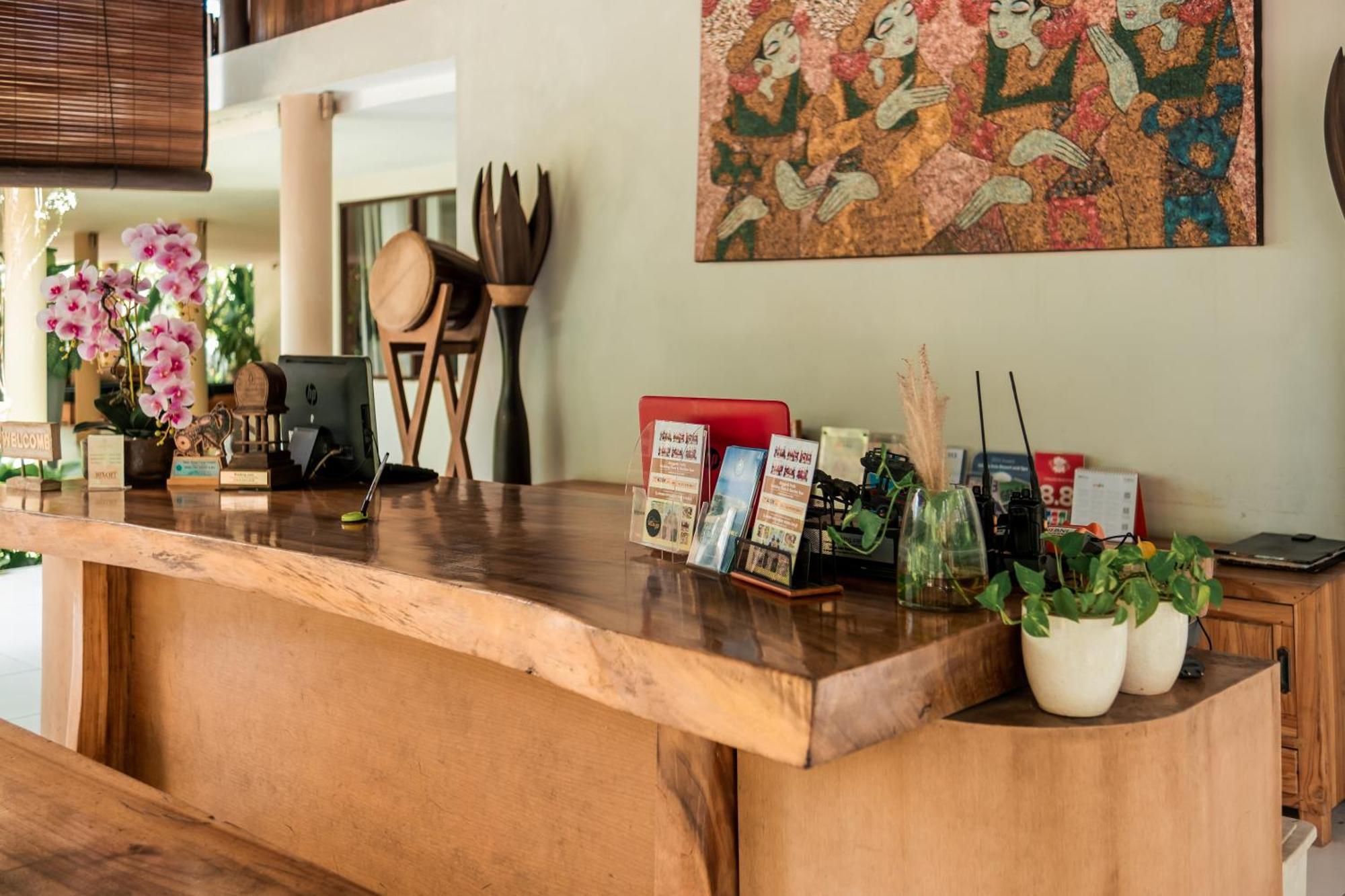 Living Asia Resort And Spa Senggigi Exterior photo