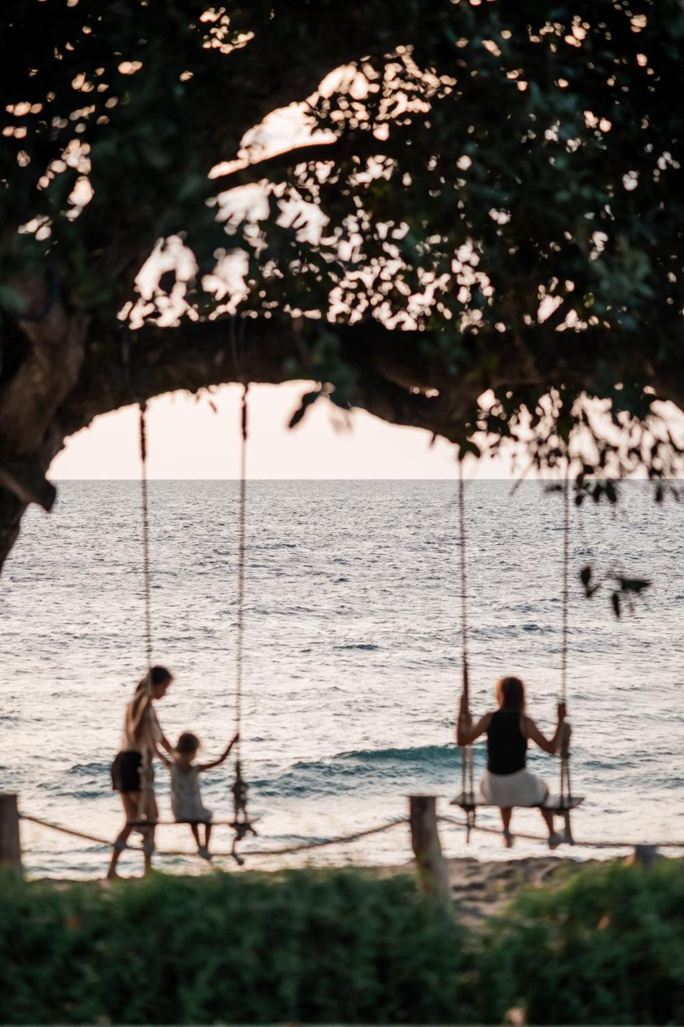 Living Asia Resort And Spa Senggigi Exterior photo